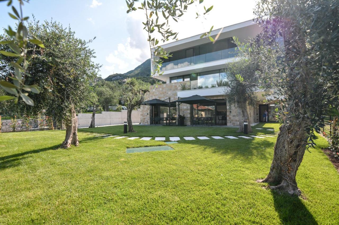 Olivo Luxury Apartments Malcesine Ngoại thất bức ảnh