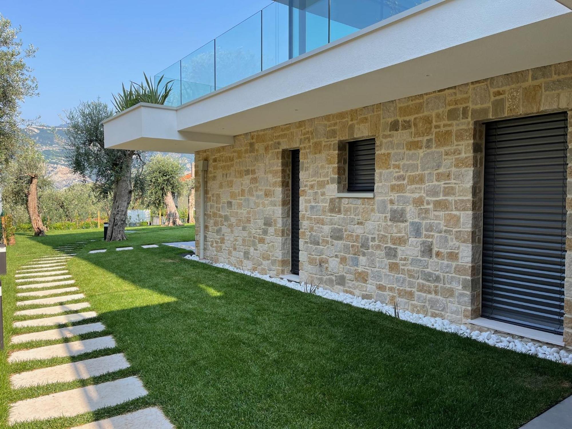 Olivo Luxury Apartments Malcesine Ngoại thất bức ảnh