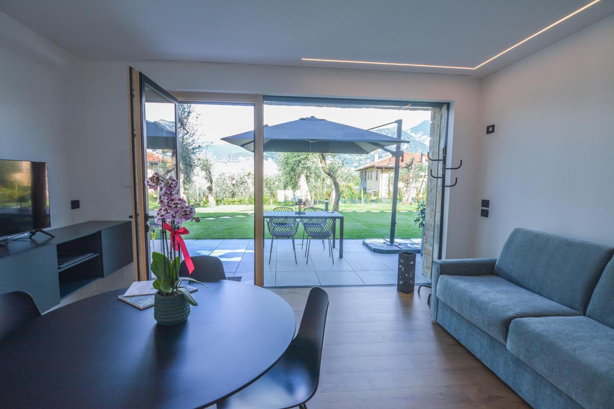 Olivo Luxury Apartments Malcesine Ngoại thất bức ảnh