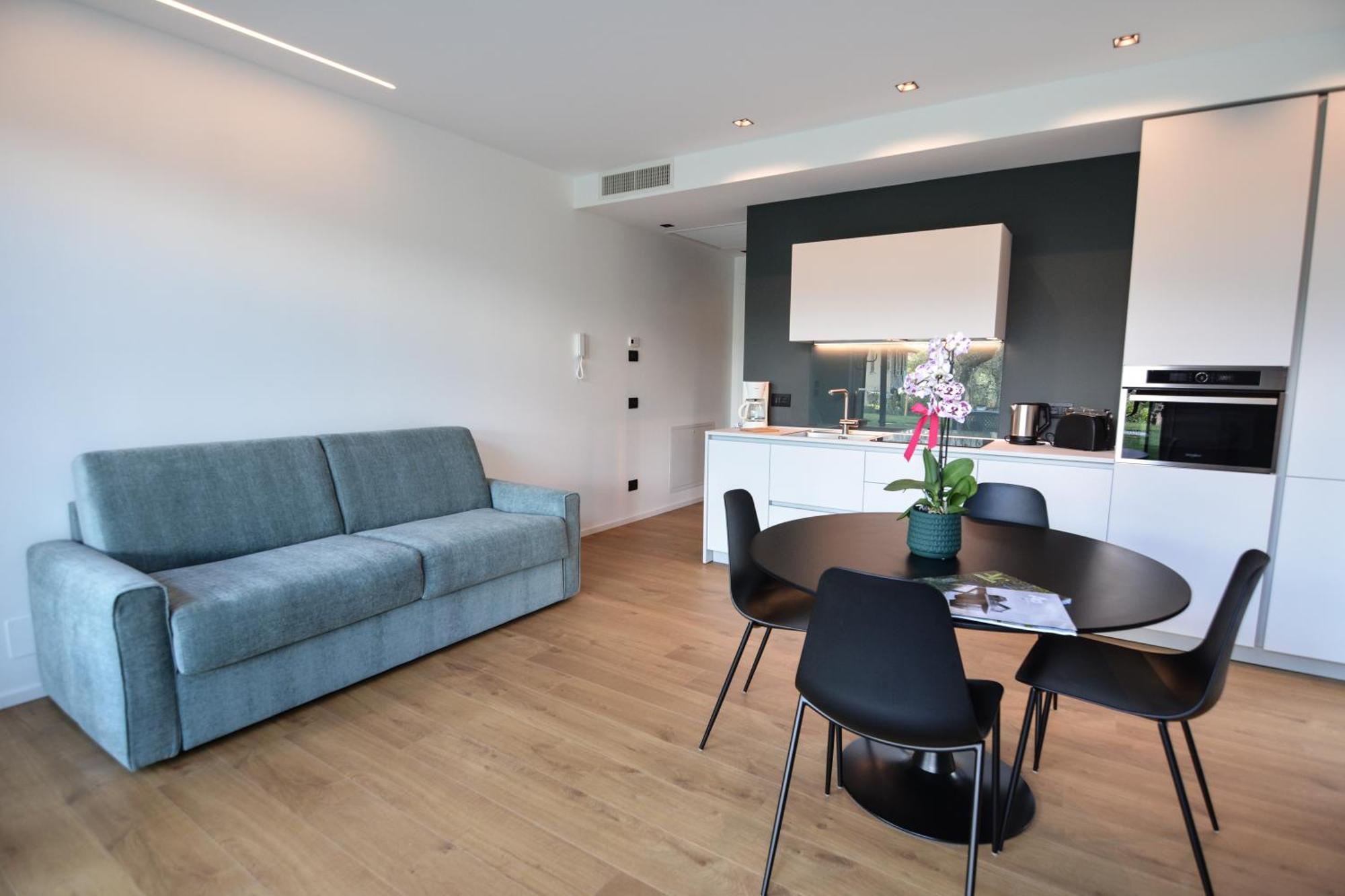 Olivo Luxury Apartments Malcesine Ngoại thất bức ảnh